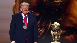 Wyróżnienie dla Trumpa. Pierwsza taka nagroda w historii