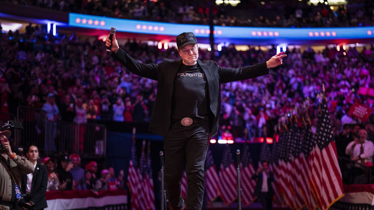 New York, NY - October 28 : Elon Musk walks out to speak before Republican presidential nominee former President Donald Trump at a campaign rally at Madison Square Garden in New York, NY on Sunday, Oct. 27, 2024. (Photo by Jabin Botsford/The Washington Post via Getty Images)