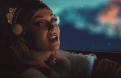 Cleo w spocie Coca-Coli reklamowym hitem na YouTube w grudniu 2017