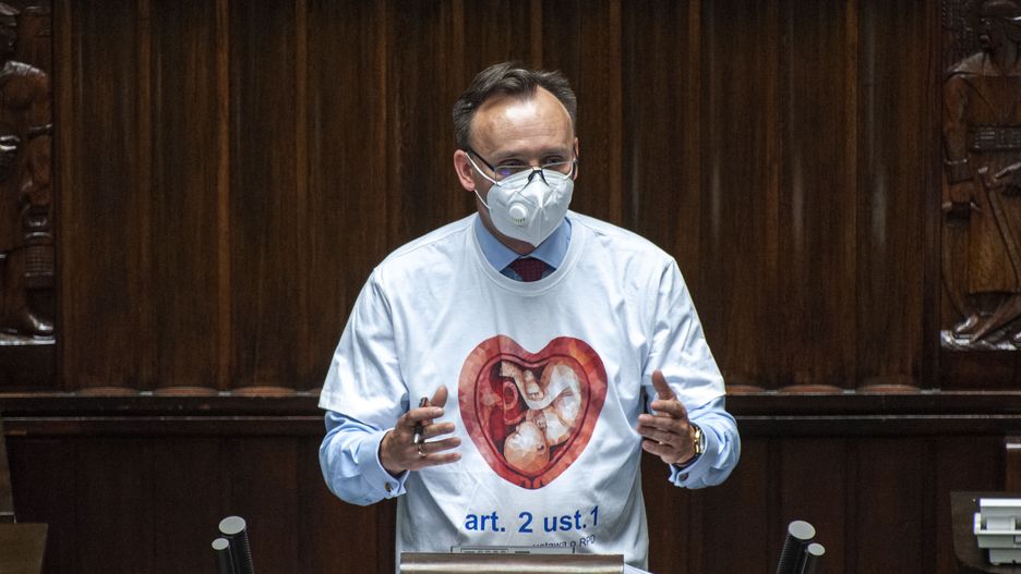 Aborcja na życzenie? Rzecznik Praw Dziecka: Zrzekłbym się swojej funkcji. Na zdjęciu Mikołaj Pawlak podczas składania w Sejmie sprawozdania za działalność za 2020 rok 