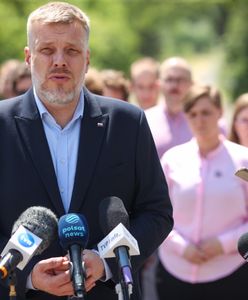 Zandberg alarmuje ws. budżetówki. "Chcą to przeprowadzić cichaczem"