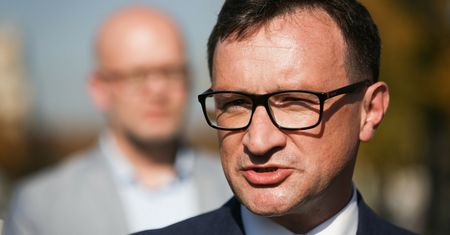 Spór o deklarację anty-LGBT w Małopolsce. PiS traci wicemarszałka