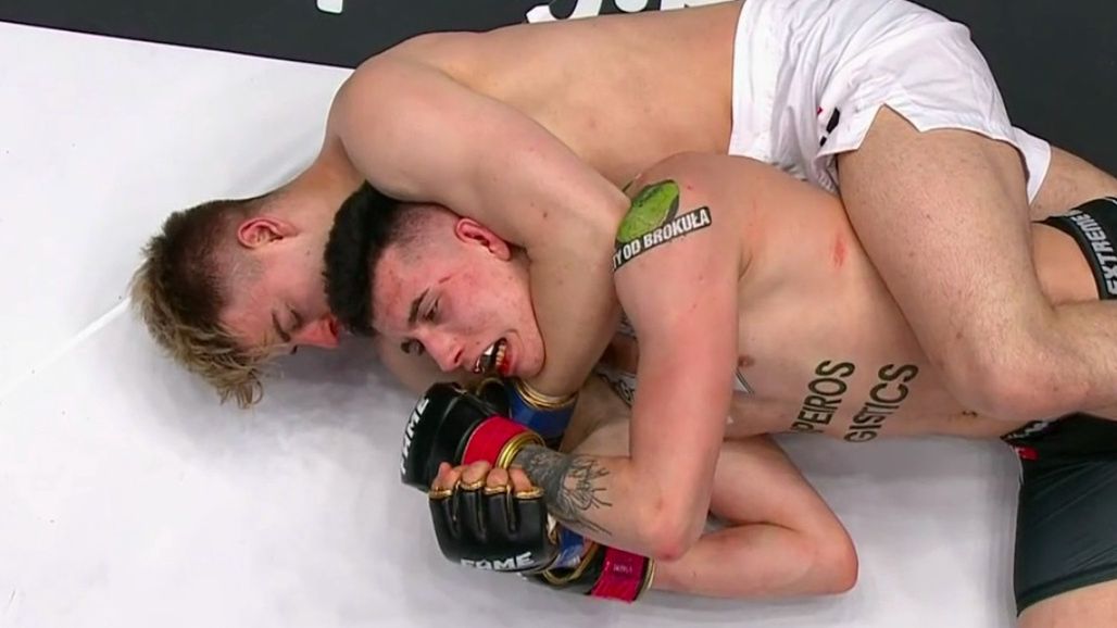 Iskrzyło w trakcie walki Zabielski - Hejter