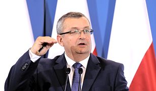 Andrzej Adamczyk jest działaczem politycznym