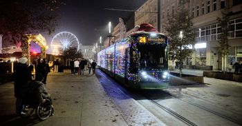 Poznań: Świąteczna bimba krąży ulicami. Wiemy, kiedy i gdzie można ją spotkać! Sprawdź