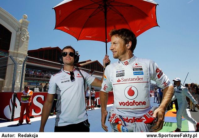 Jenson Button nie lubi być podsłuchiwany przez widzów