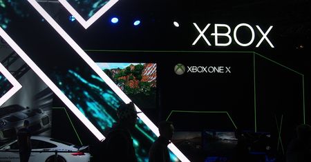Microsoft na T-Mobile WGW 2017: Przedpremierowy Xbox One X [Konkurs]