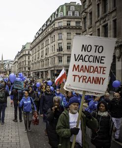 Znikają obostrzenia w Wielkiej Brytanii. "Możemy być dumni"