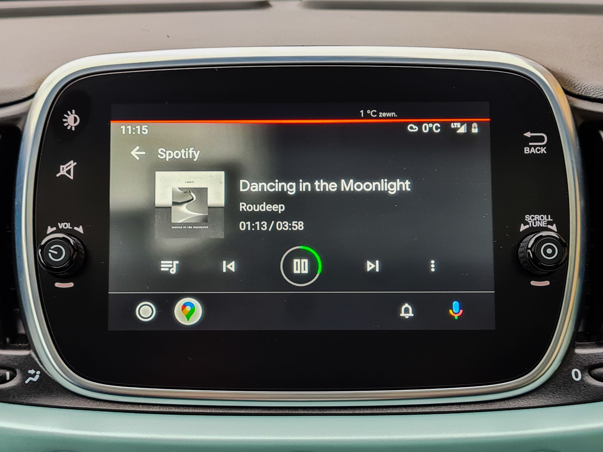 Fiat 500 Hybrid: Miękka hybryda, wirtualne zegary i działanie Android Auto 14