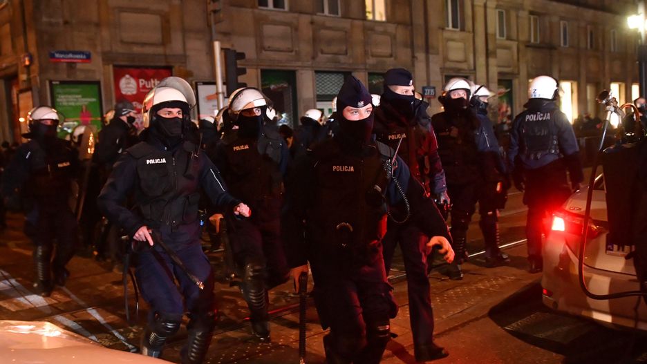 Strajk Kobiet w Warszawie. Komenda Stołeczna Policji zabiera głos