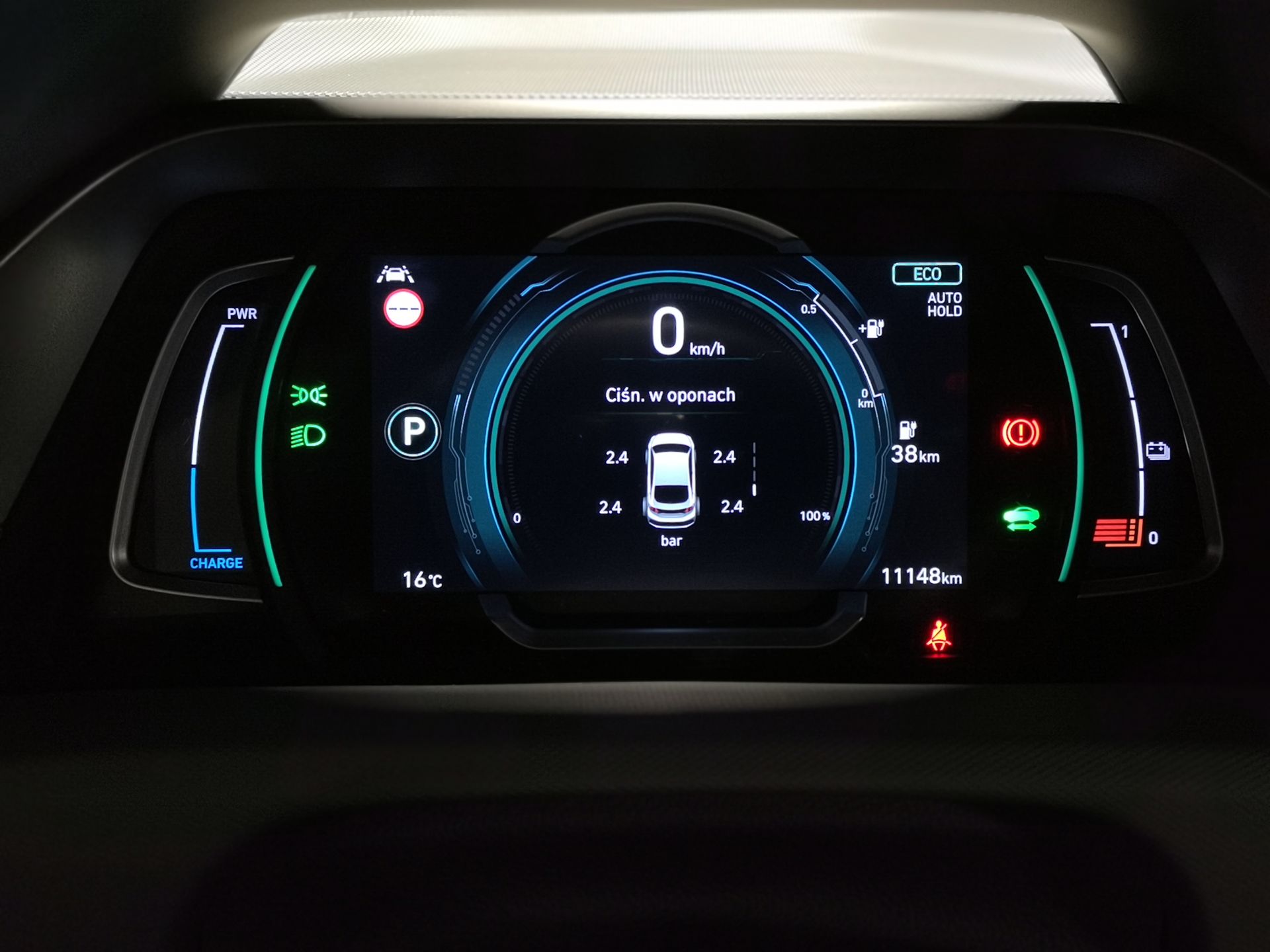 Hyundai Ioniq Electric: System zarządzania energią i audio Infinity 16