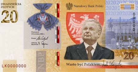 Banknot z Lechem Kaczyńskim. Skąd pochodzi cytat "Warto być Polakiem"?