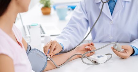 Leki na nadciśnienie tętnicze krwi a ryzyko udaru mózgu