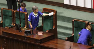 Sejm jedzie na wakacje. Zobacz, kto zasłużył na urlop