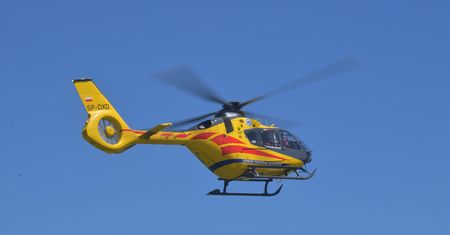 Koszmarny wypadek w Warszawie. Roczna dziewczynka wypadła z 4. piętra