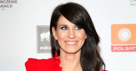 Sylwia Grzeszczak pozuje do zdjęcia z 5-letnią CÓRKĄ