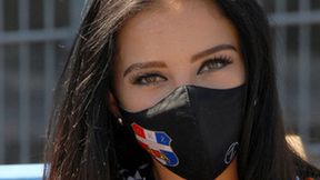 Żużel. Piękne podprowadzające Zdunek Wybrzeża Gdańsk [GALERIA]