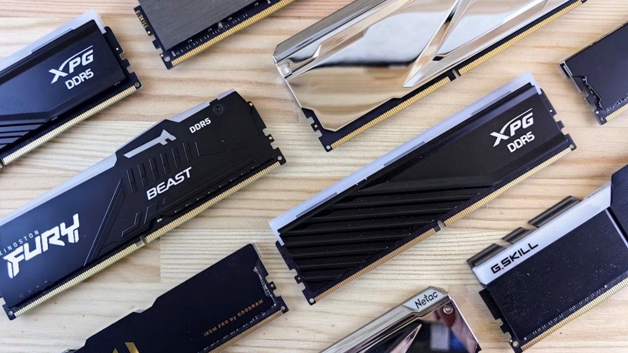 Pamięć RAM DDR4 drożeje, bo firmy stawiają na interfejs dla AI