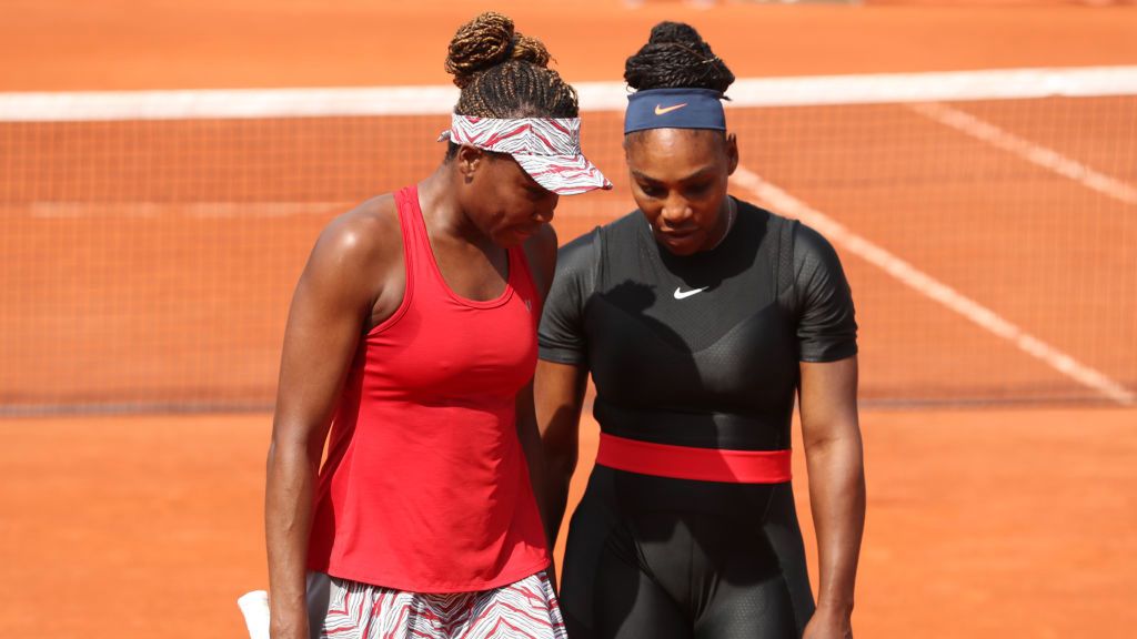 Zdjęcie okładkowe artykułu: Getty Images / Matthew Stockman / Na zdjęciu: Venus i Serena Williams