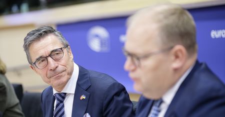 Były szef NATO chce nowej grupy. D7 przejmie od USA rolę utrzymania demokracji
