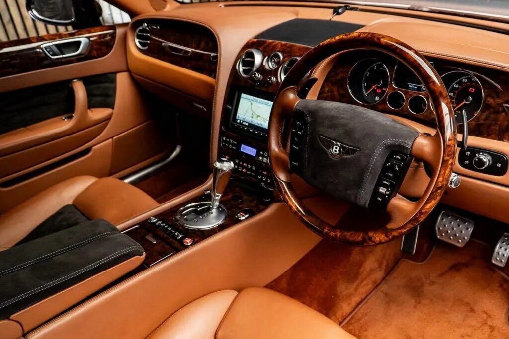 Bentley Flying Spur UTE