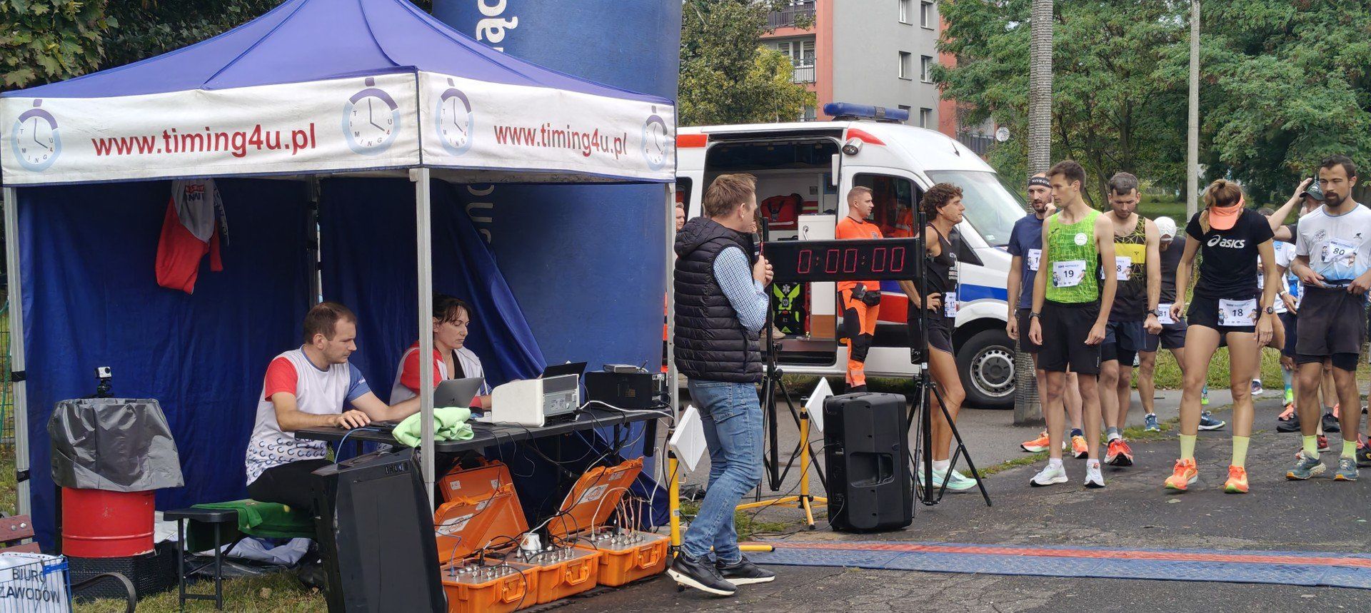 Kliknij strzałkę, aby przejść do następnych zdjęć!