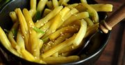 Wystarczy łyżeczka na pół kilograma. Fasolka ma piękny kolor i jest przyjemnie chrupiąca