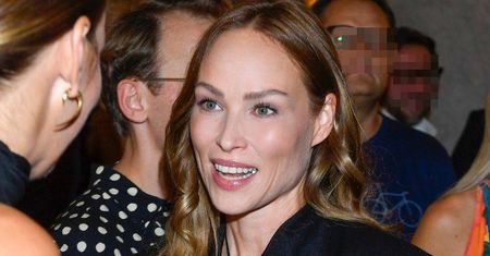 Weronika Książkiewicz przyprowadziła syna na premierę filmu "Znachor". Borys ma już 13 lat (ZDJĘCIA)