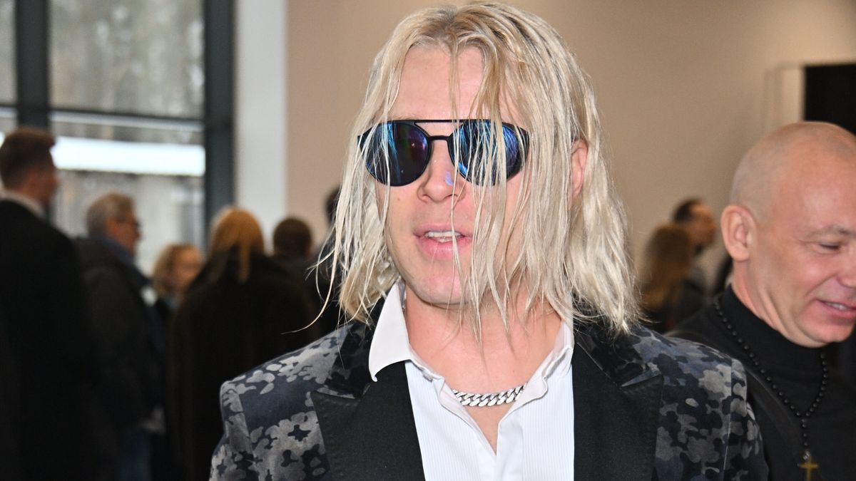 Skolim uderza w część artystów