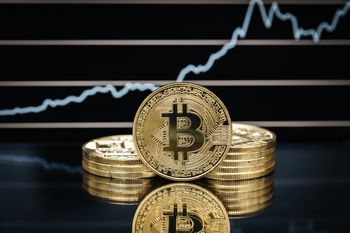 Nowy szczyt bitcoina. Cena pobiła rekord