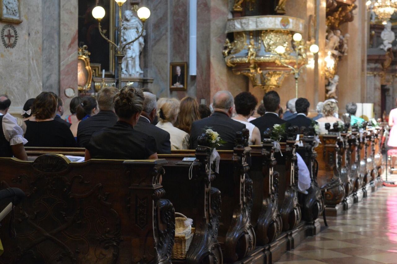 Ateista na chrzcie. Polacy wolą nie zapraszać, chociaż Kościół nie ma nic przeciwko