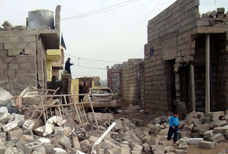 Irak wstrząsany zamachami. Prawie 50 zabitych w serii ataków