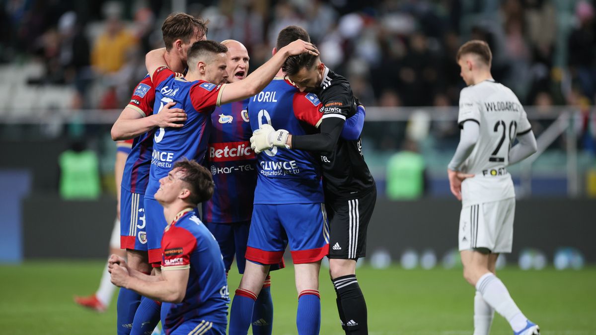 PAP / Leszek Szymański / Na zdjęciu: piłkarze Piasta Gliwice