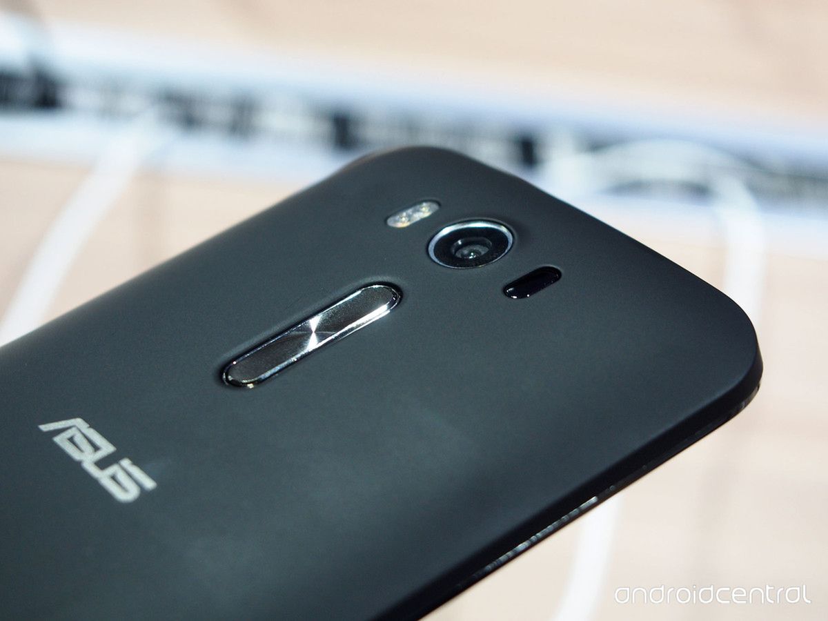 Asus pokazał nowe smartfony z serii ZenFone 2 wyposażone w procesory Qualcomma 6