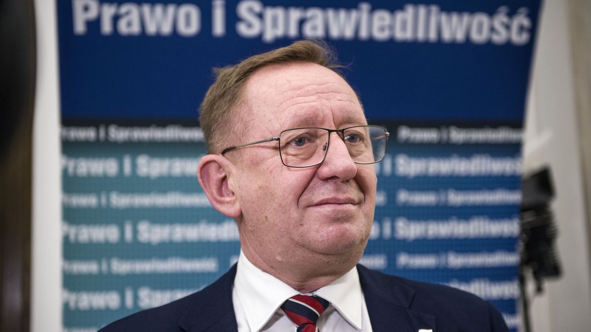 WARSAW, POLAND - 2024/01/18: Robert Telus, Member of Parliament from the Law and Justice party (PiS) is seen at the Sejm - Lower House of Parliament. Continuation of the third session of the Lower House of Polish Parliament (Sejm) of the 10th term. (Photo by Attila Husejnow/SOPA Images/LightRocket via Getty Images)
