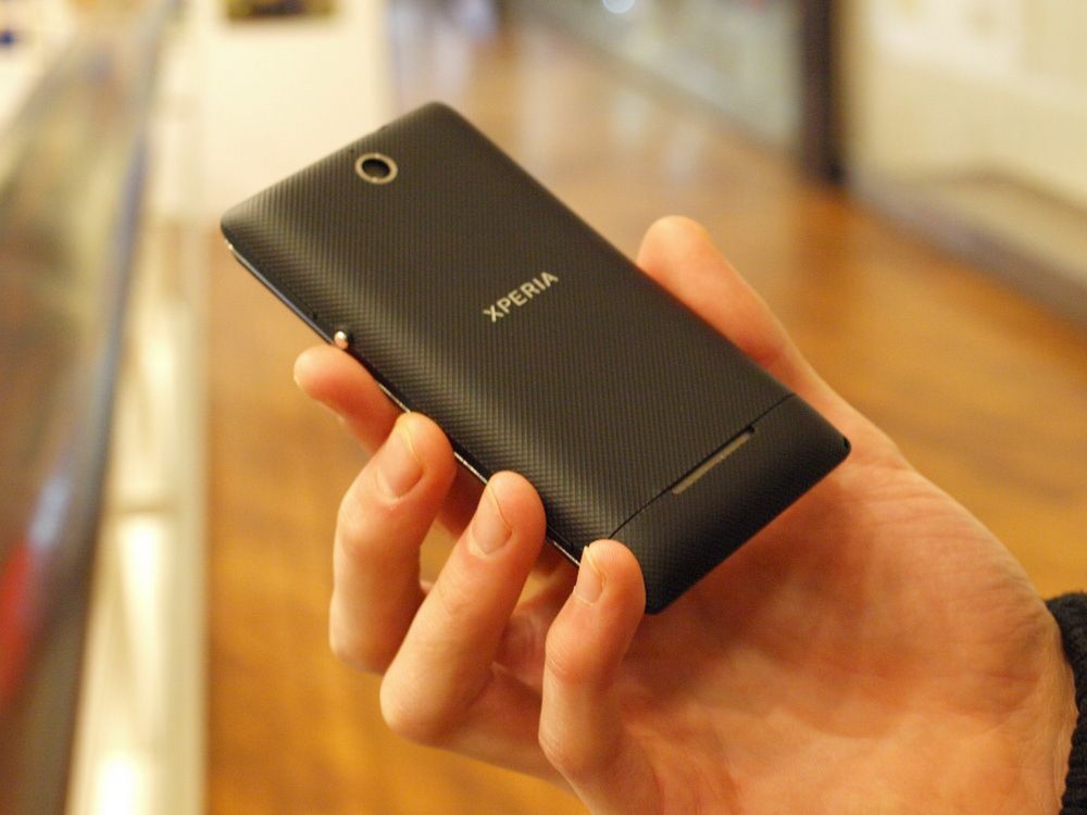 Xperia E Dual