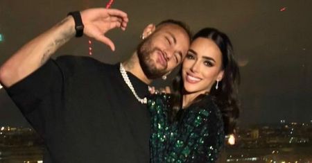 Neymar ZOSTAŁ OJCEM po raz drugi! Kobieta, którą zdradzał, gdy była w ciąży, pochwaliła się ich sesją z porodówki... (FOTO)