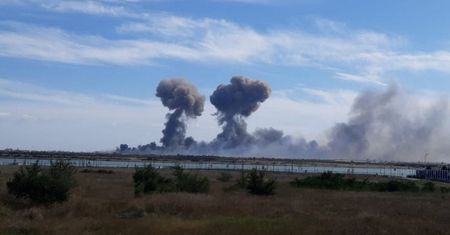 Zagadka eksplozji na Krymie. Doradca Zełenskiego reaguje