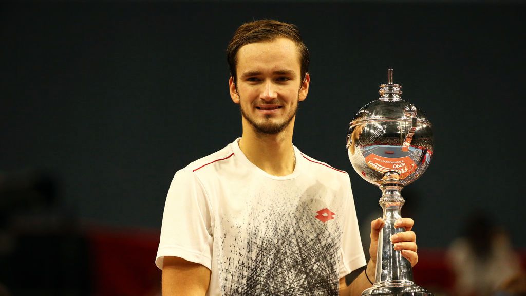 Getty Images / Koji Watanabe / Na zdjęciu: Danił Miedwiediew, mistrz Rakuten Japan Open Tennis Championships 2018