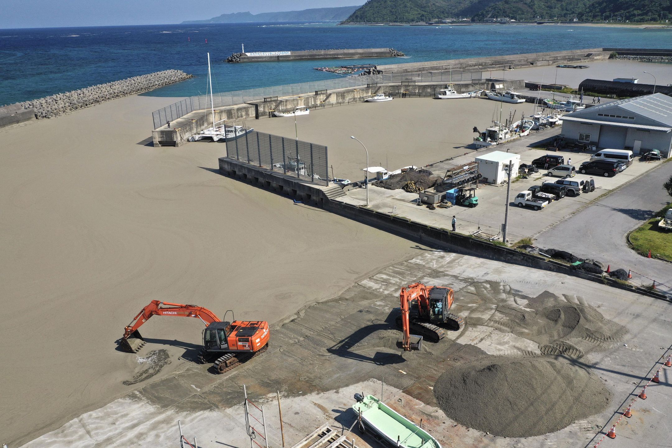 Port w Kunigami, Okinawa