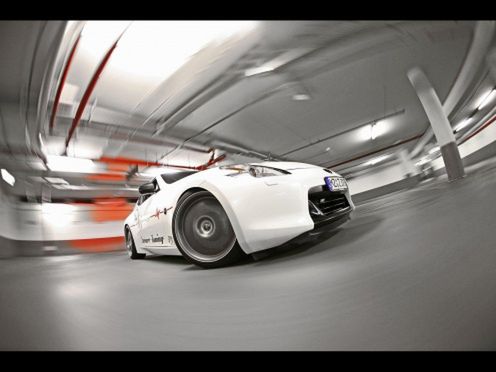 Nissan z LSD na pokładzie - Senner 370Z Asphalt Surfer (2010)