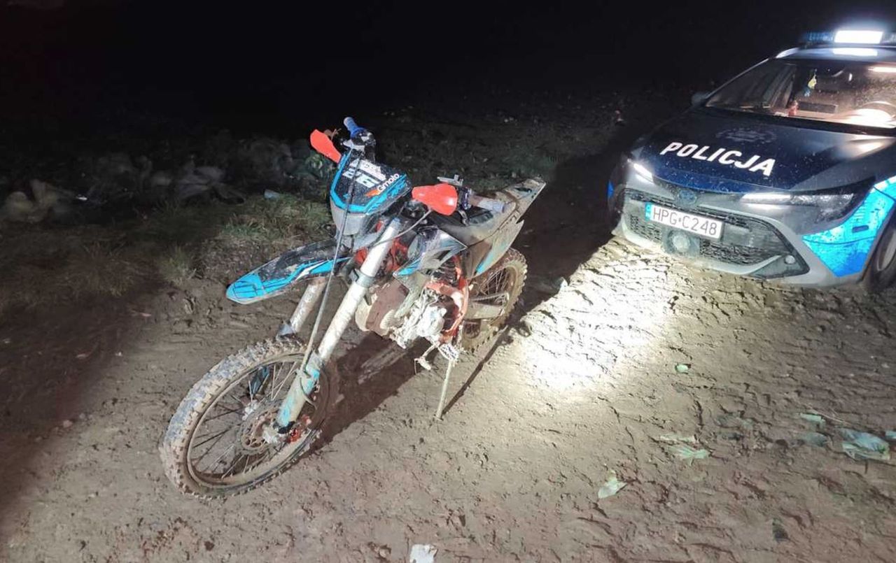Kraków: Ucieczka motocyklem. 16-latek uderzył w radiowóz