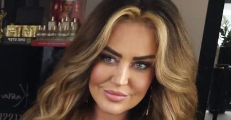 47-letnia Agnieszka Kotońska odsłania szczuplejsze o 40 kg ciało w WYJĄTKOWO KUSYM bikini. Robi wrażenie?