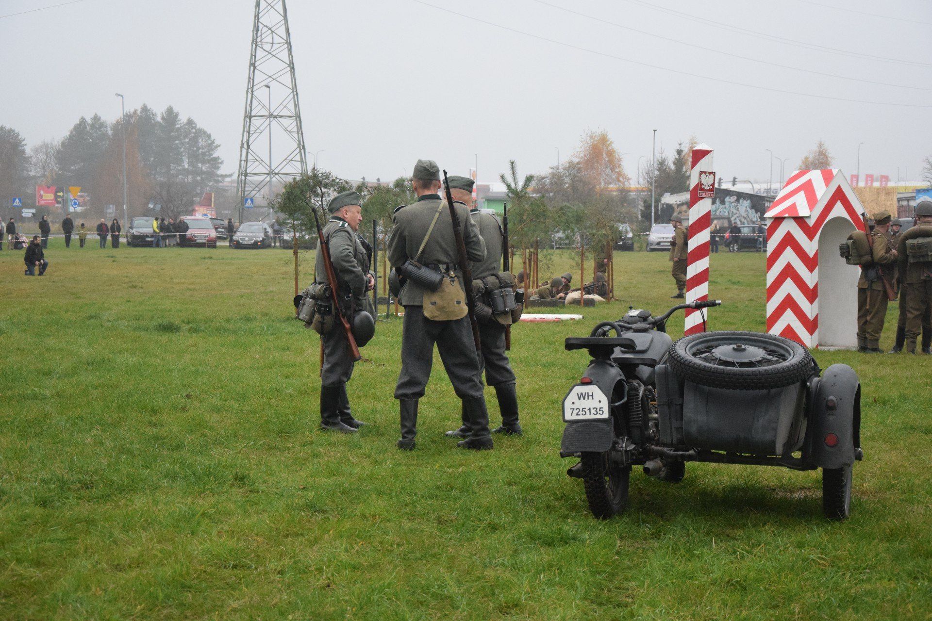 Inscenizacja w reżyserii Jerzego Hanisza zgromadziła tłuymy widzów
