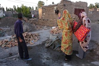 Trzęsienie ziemi w Iranie. Oskarżają władze
