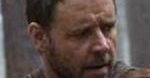 Russell Crowe zrzuca rajtuzy