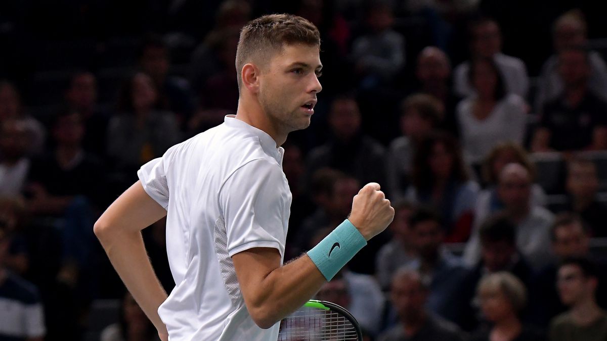 PAP/EPA / CHRISTOPHE PETIT TESSON / Na zdjęciu: Filip Krajinović