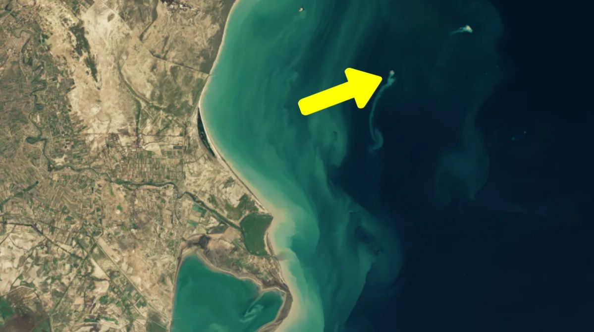 Ghost island emerges and vanishes in the Caspian Sea