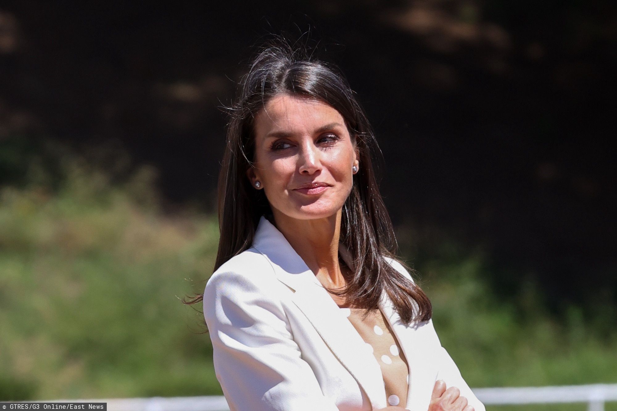 Królowa Letizia wybrała elegancką biel