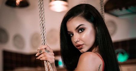 Polska ring-girl ocieka seksapilem. Pokazała swoje wdzięki